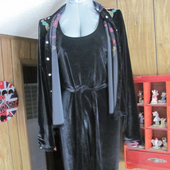 STETSON LADIES BLACK VELVET JUMPSUIT NWT SMALL - Picture 1 of 6